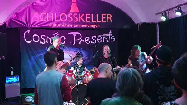 Cosmic Presents - Bilder vom Konzert im Schlosskeller  - 11.2.2023
