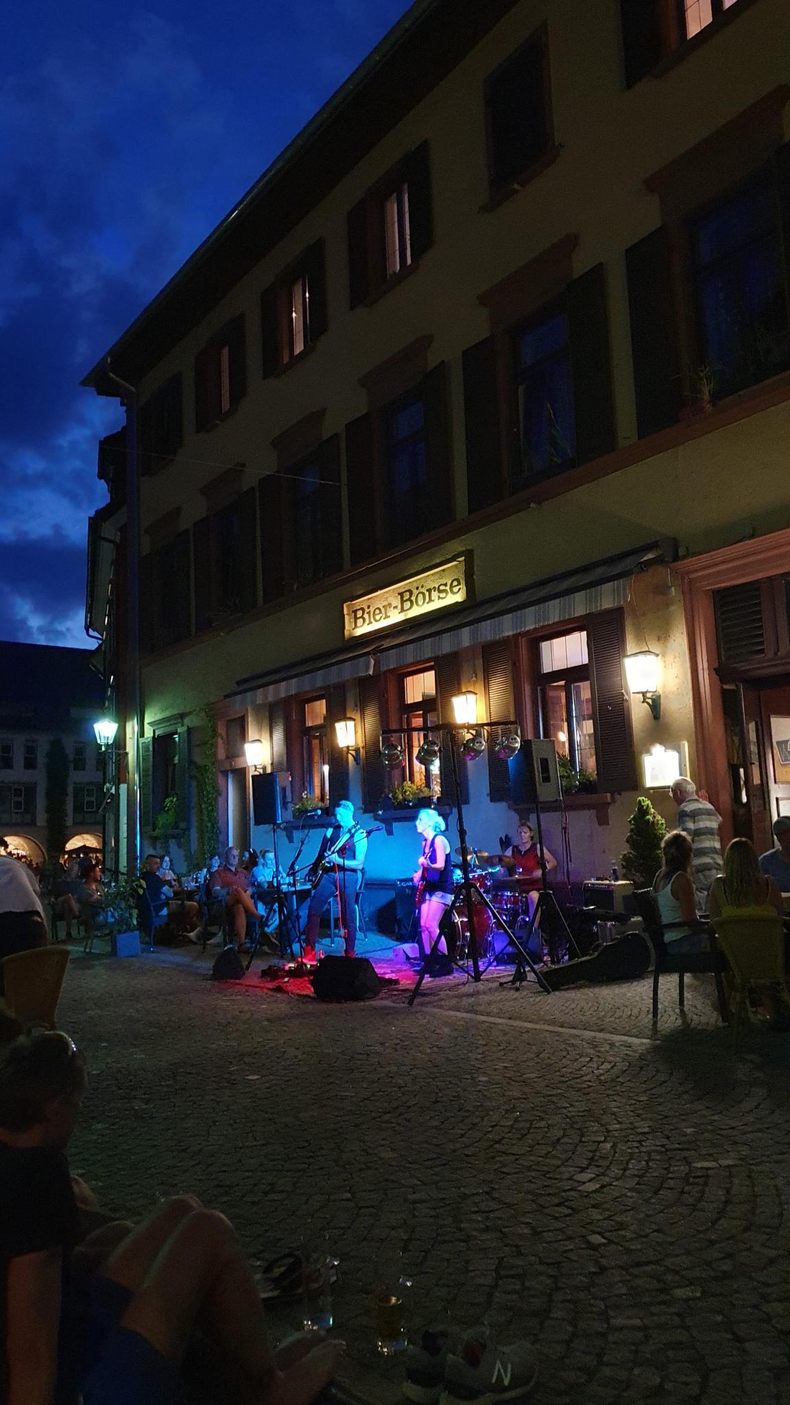 cosmicpresents an der börse in emmendingen