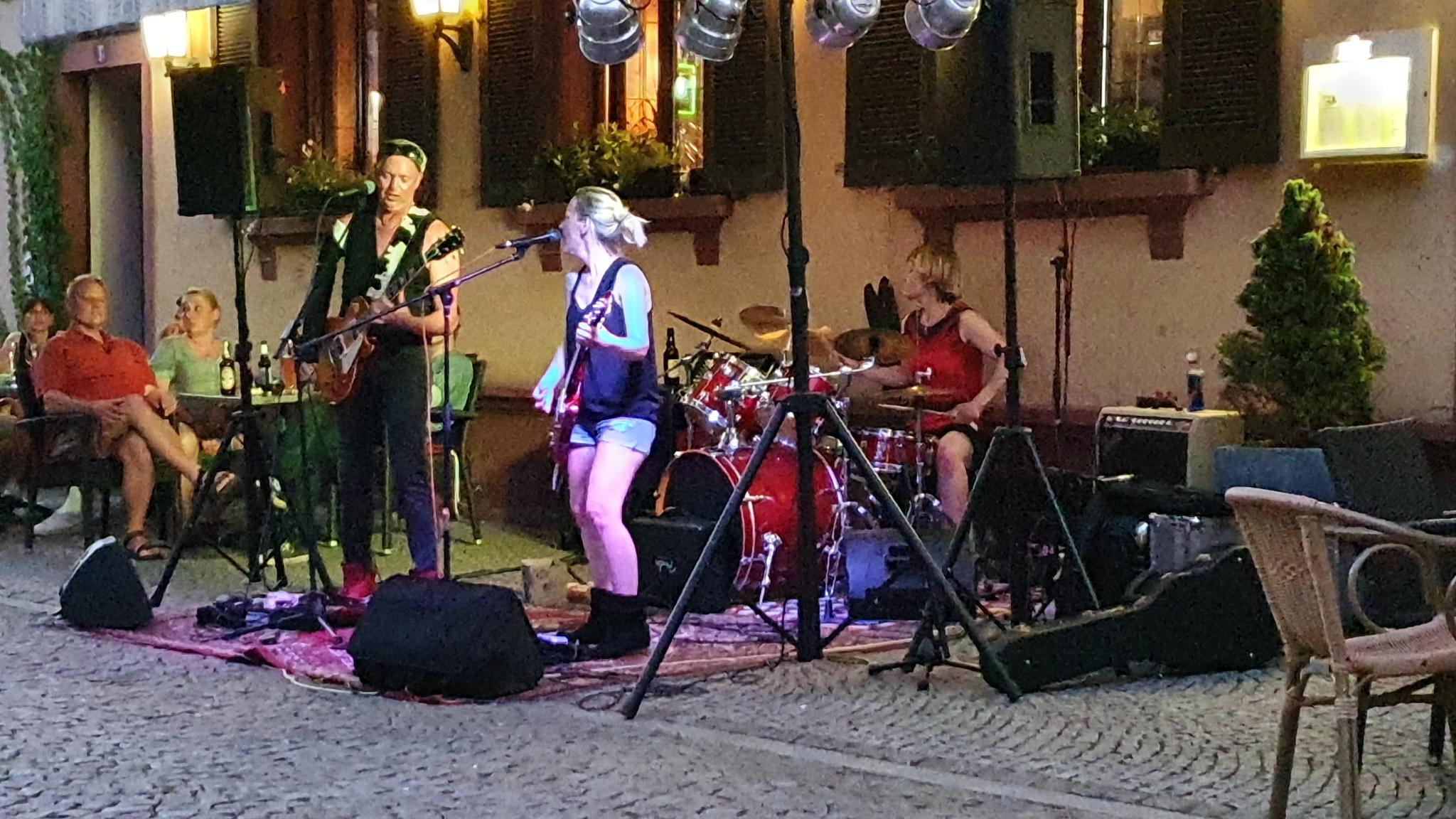 cosmicpresents an der börse in emmendingen