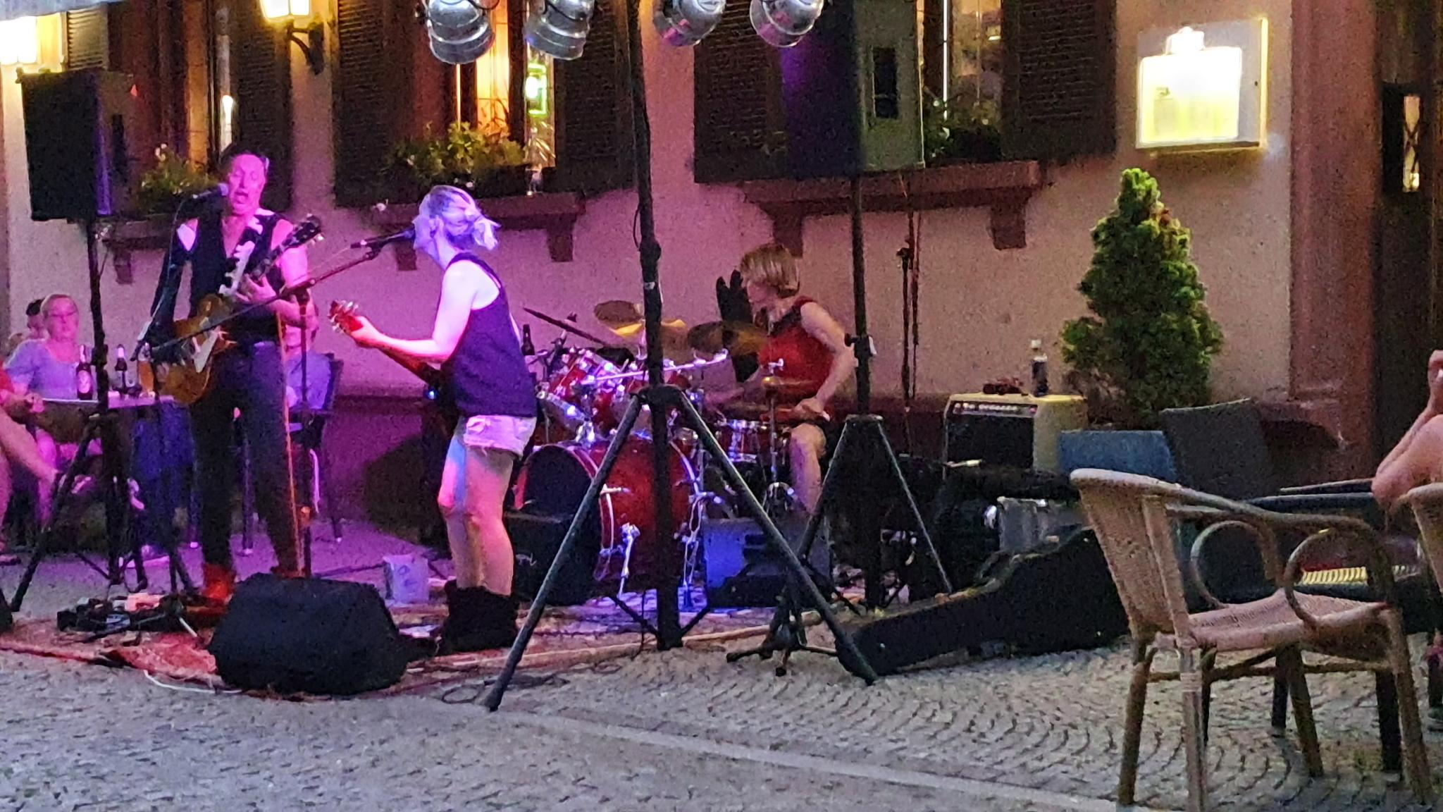 cosmicpresents an der börse in emmendingen